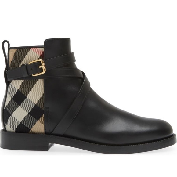 Burberry - Picture 3 of 3